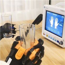 Měkká robotická rukavice pro ranou neuro rehabilitaci