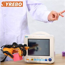 Rehabilitační rukavice pro měkkou robotiku